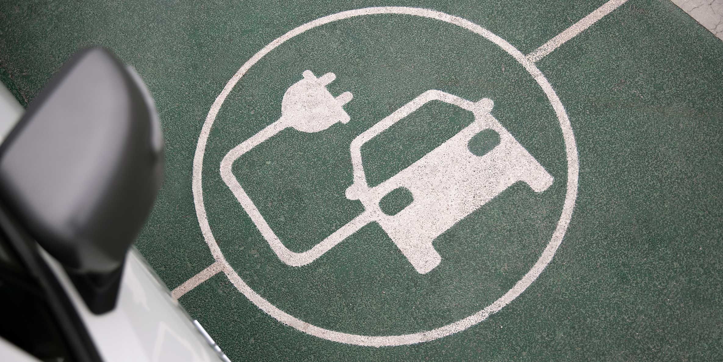 Should you Switch to Electric Vehicles for Your Business?